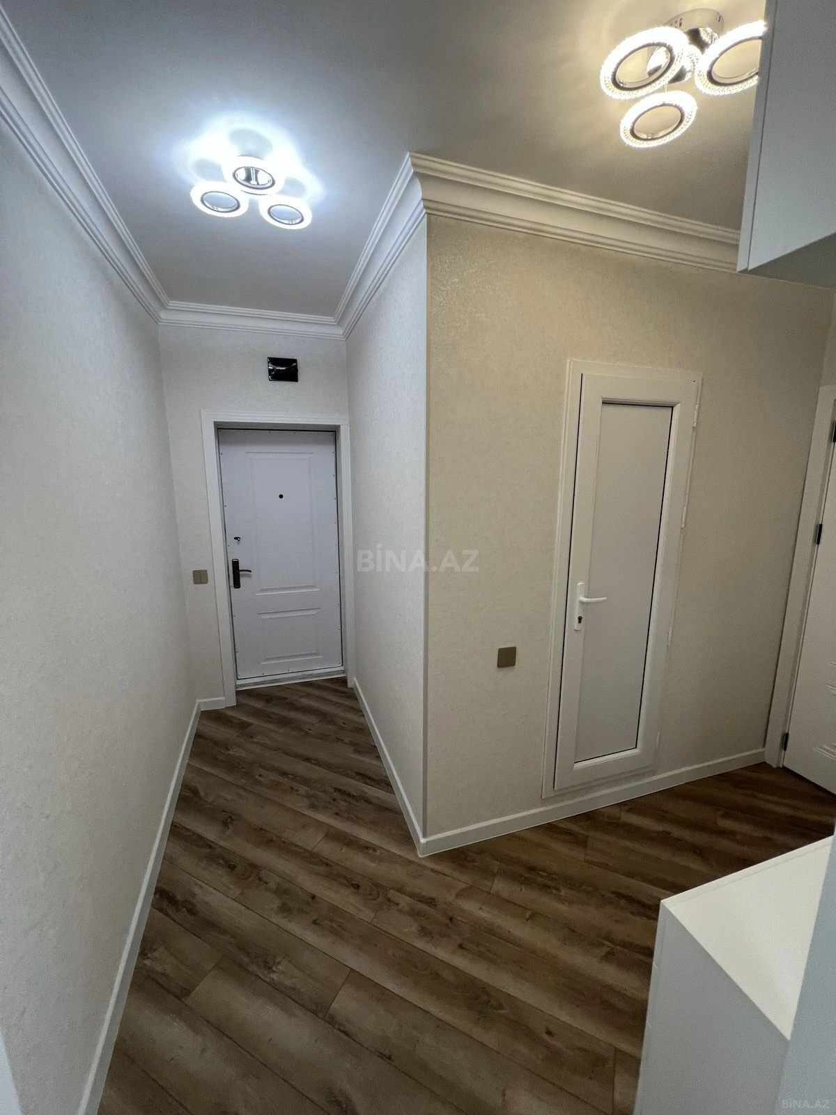Satılır 2 otaqlı mənzil 45 m²