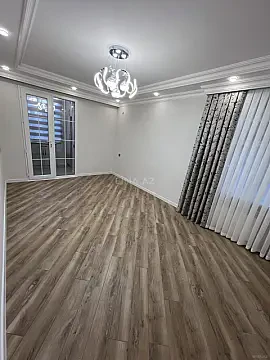Satılır 2 otaqlı mənzil 45 m²