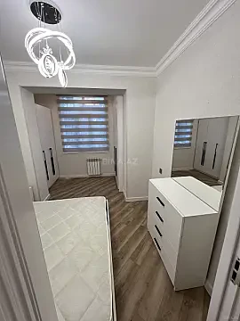 Satılır 2 otaqlı mənzil 45 m²