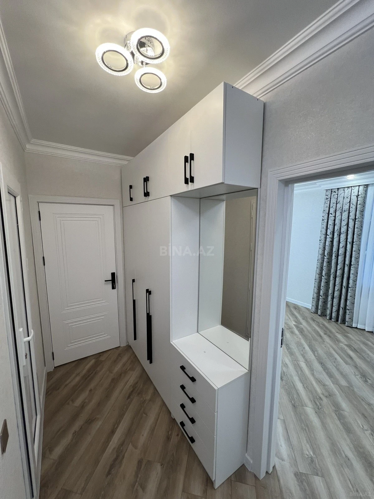 Satılır 2 otaqlı mənzil 45 m²