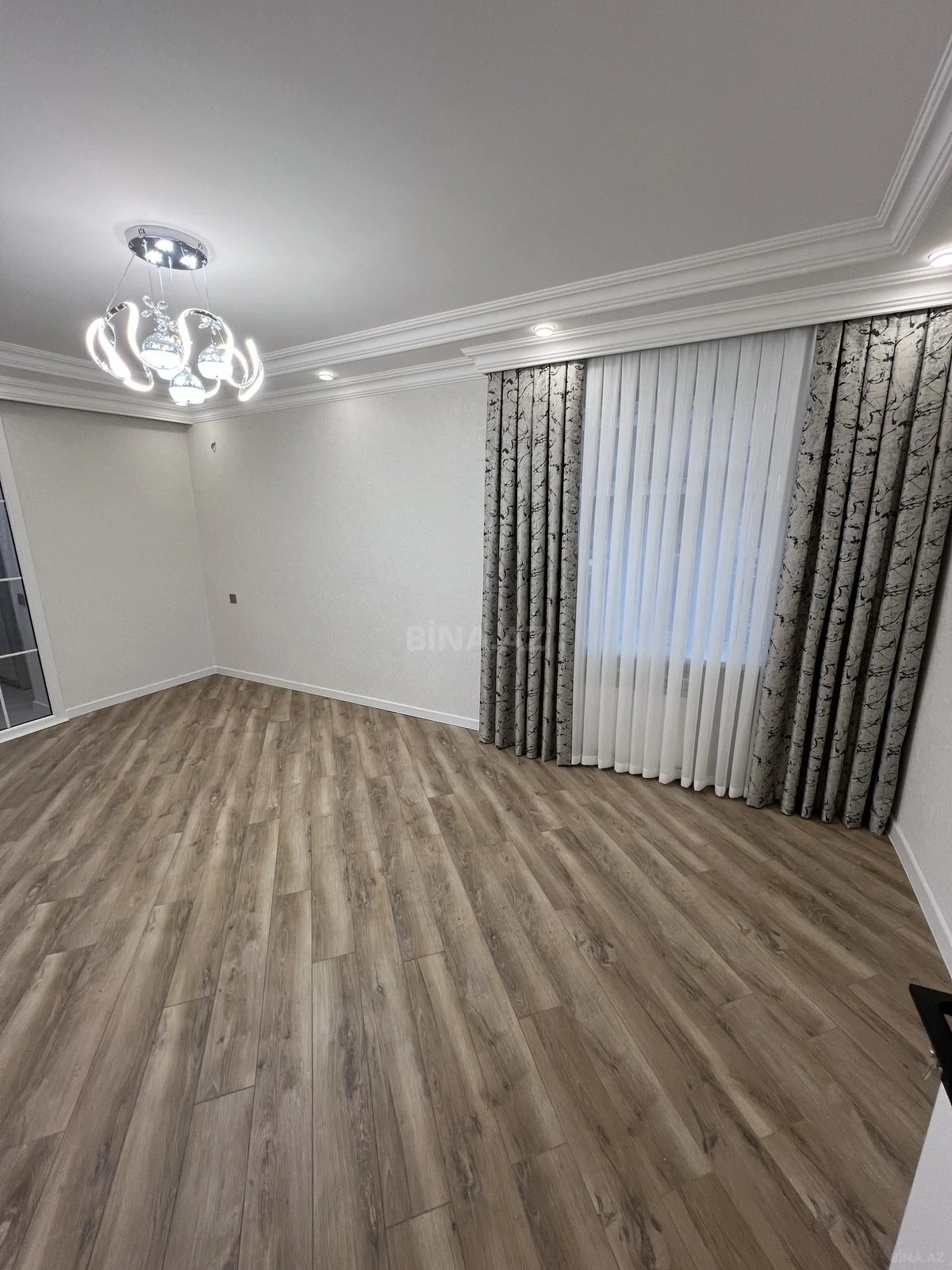 Satılır 2 otaqlı mənzil 45 m²