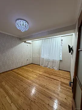 Satılır 3 otaqlı mənzil 70 m²