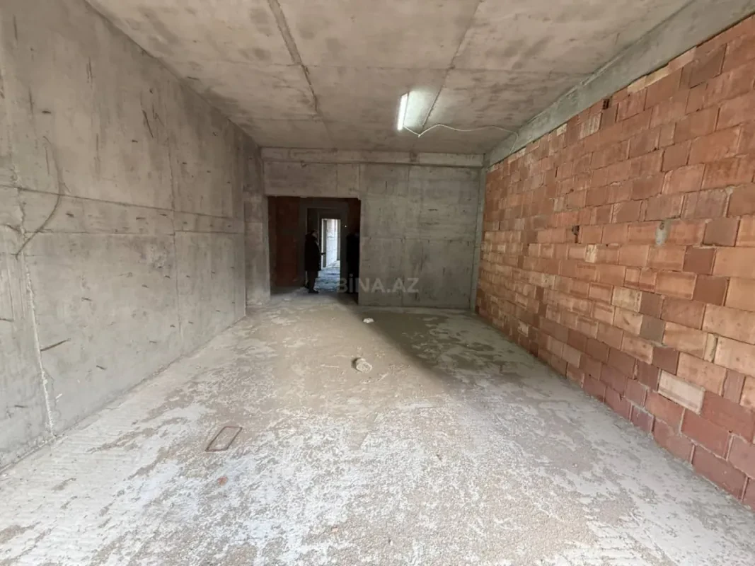 Satılır 1 otaqlı mənzil 58 m²