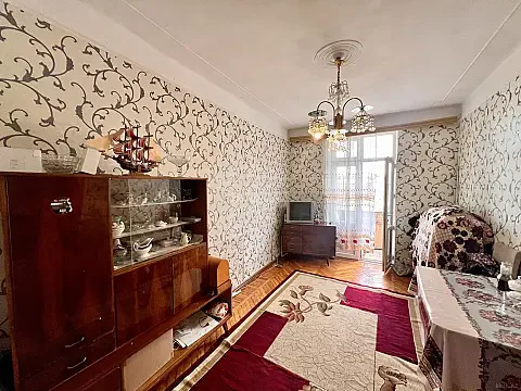 Satılır 3 otaqlı mənzil 80 m² — Bakı, Nizami 3 otaq 80.00 m²