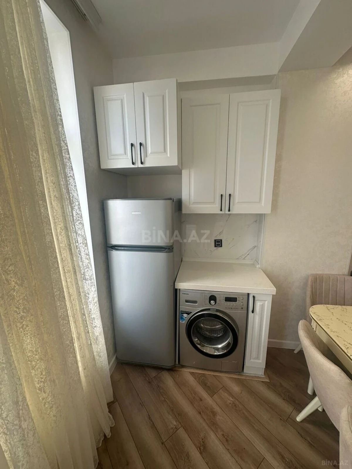 Kirayə verilir 2 otaqlı mənzil 76 m²