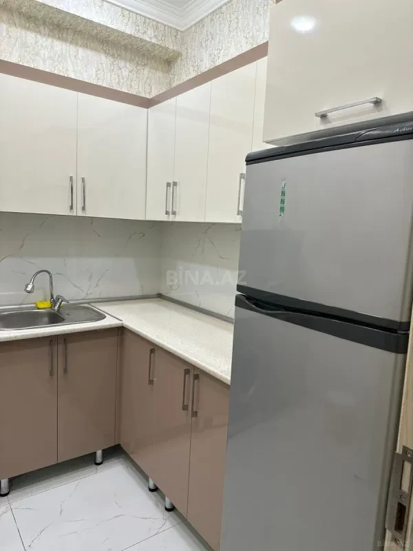 Kirayə verilir 2 otaqlı mənzil 80 m²
