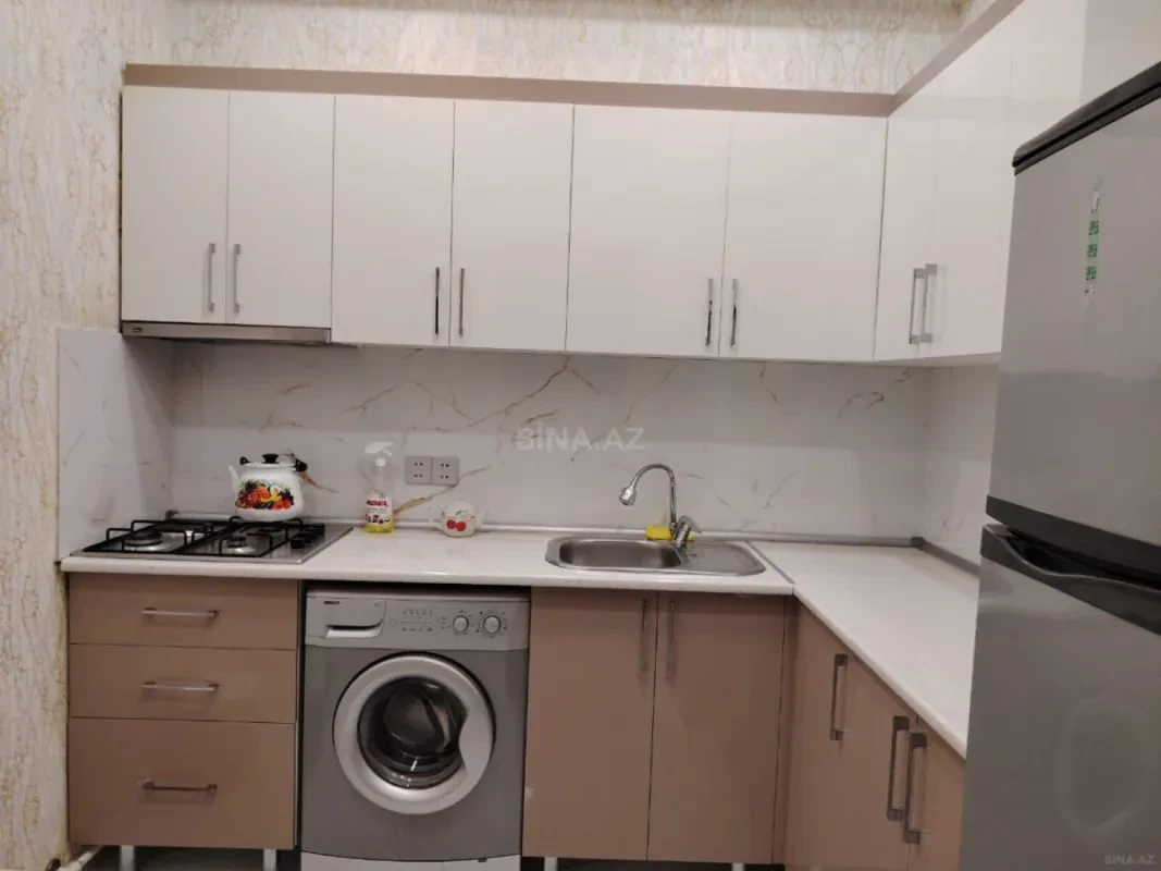 Kirayə verilir 2 otaqlı mənzil 80 m²