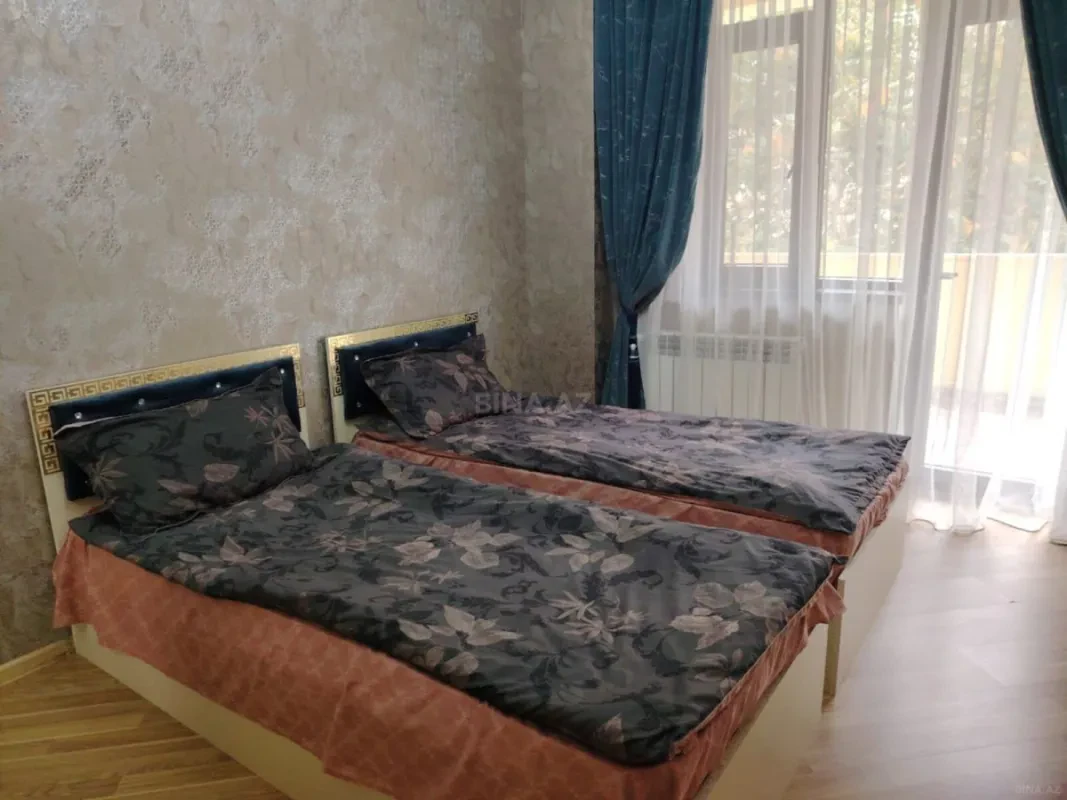 Kirayə verilir 2 otaqlı mənzil 80 m²