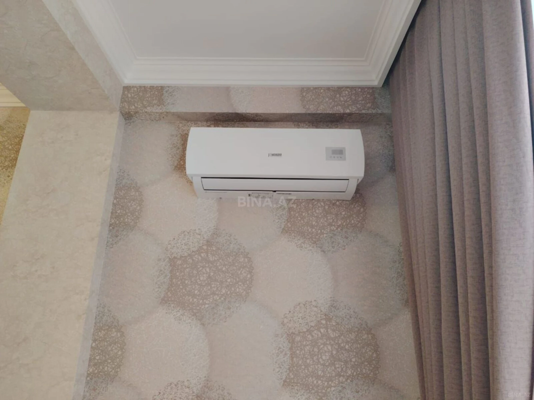Kirayə verilir 2 otaqlı mənzil 80 m²