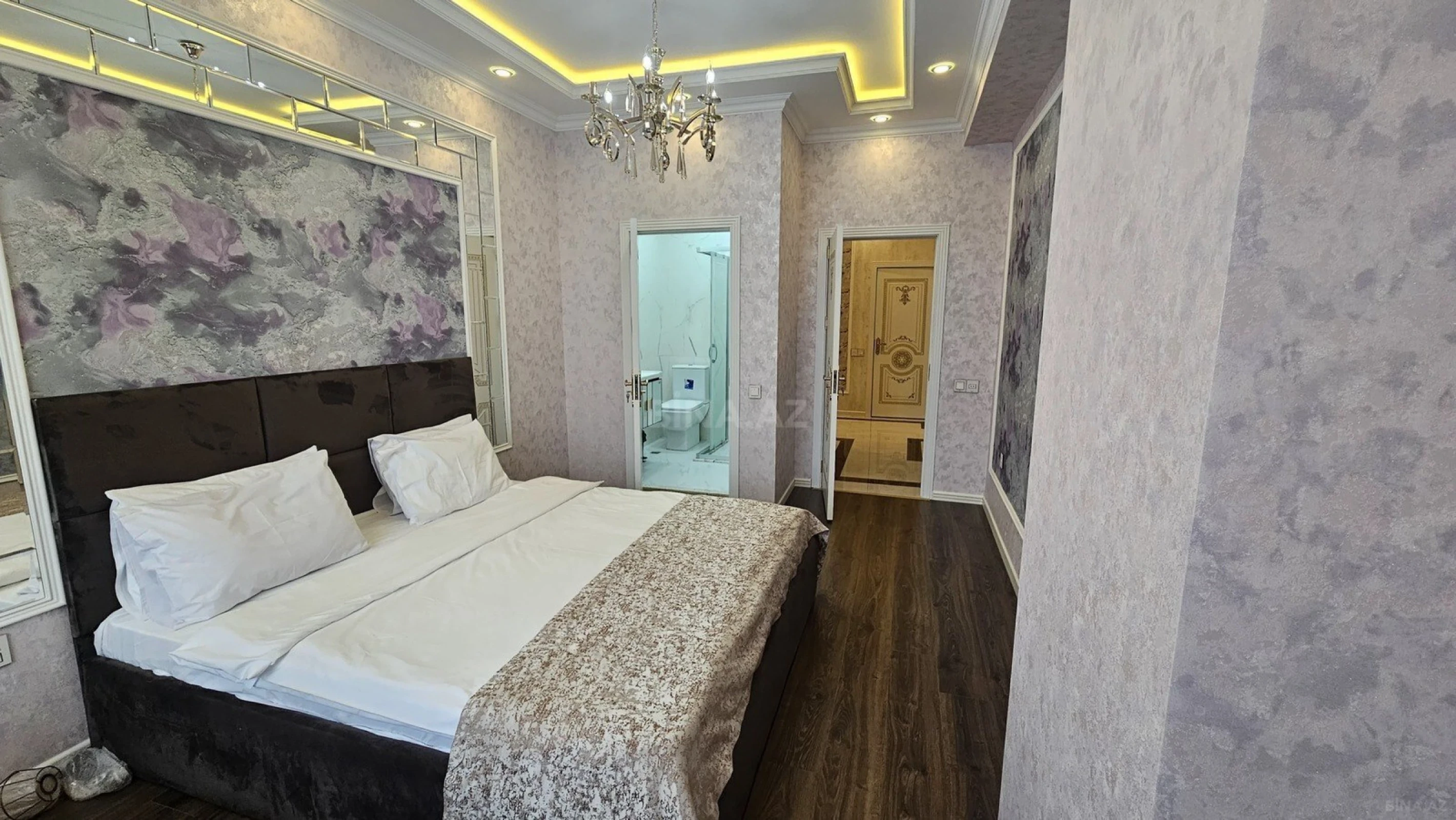 Kirayə verilir 3 otaqlı mənzil 130 m²