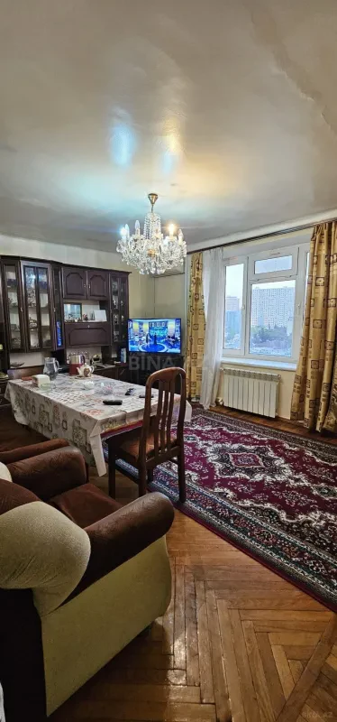 Satılır 3 otaqlı mənzil 75 m²