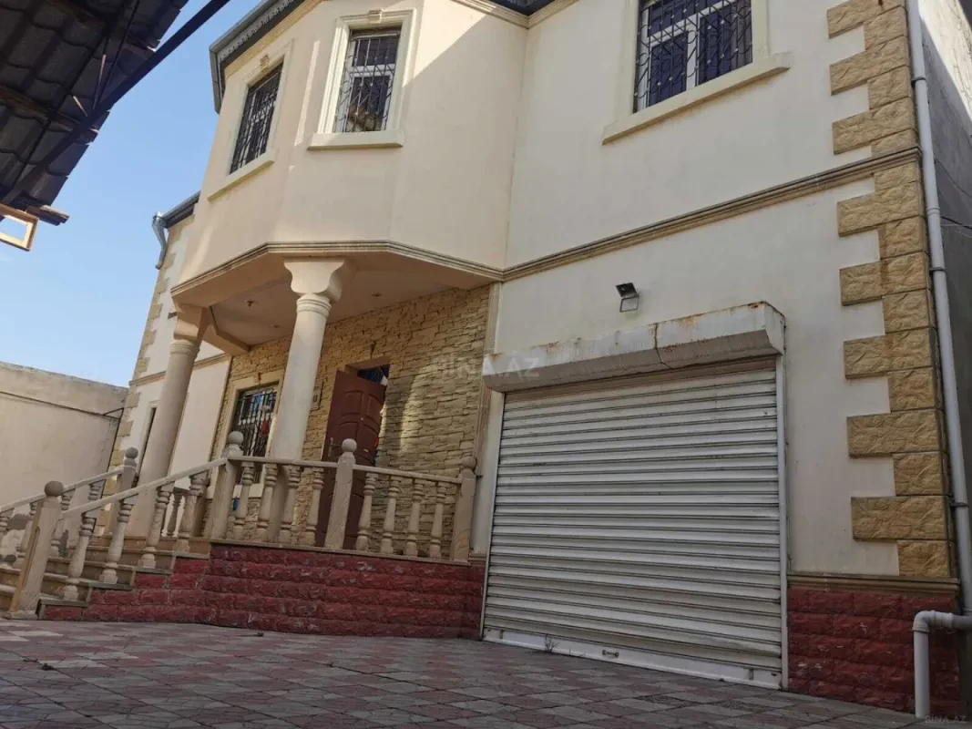 Satılır 6 otaqlı həyət evi 260 m²