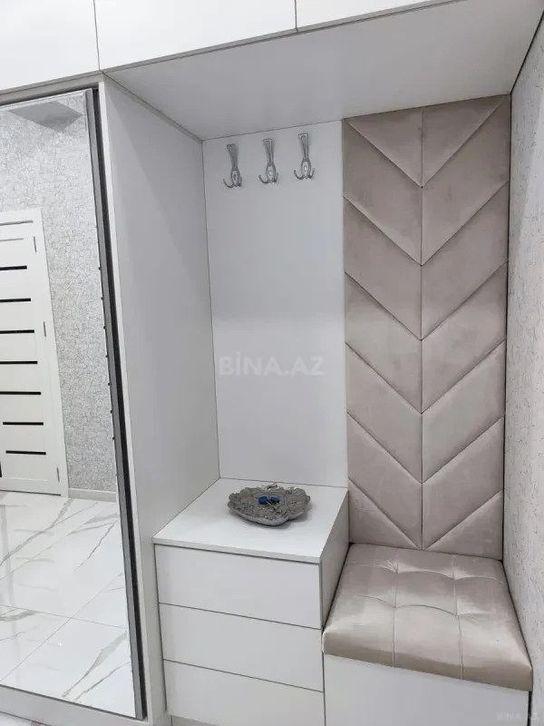Kirayə verilir 2 otaqlı mənzil 95 m²