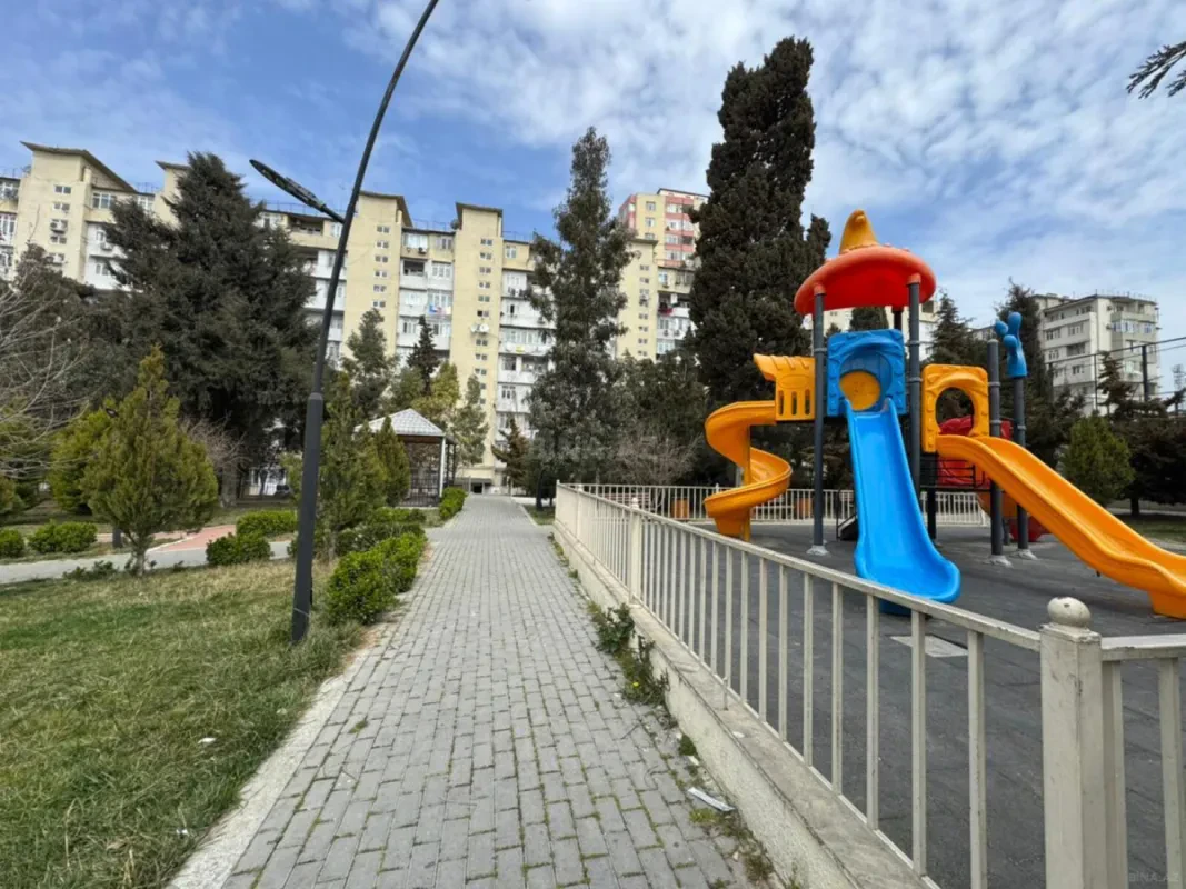 Satılır 2 otaqlı mənzil 45 m²
