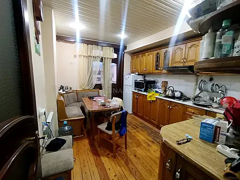 Satılır 2 otaqlı mənzil 60 m²
