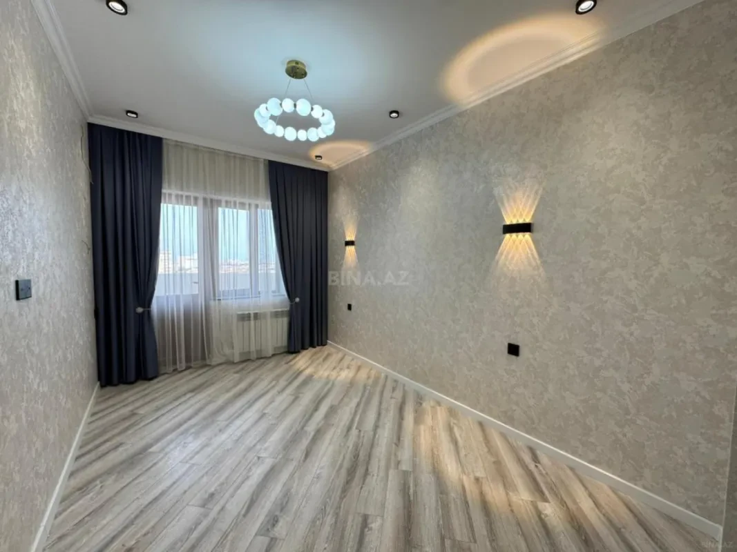 Satılır 2 otaqlı mənzil 67 m²