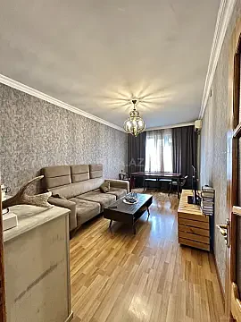Satılır 5 otaqlı mənzil 100 m² — Bakı 5 otaq 100.00 m²