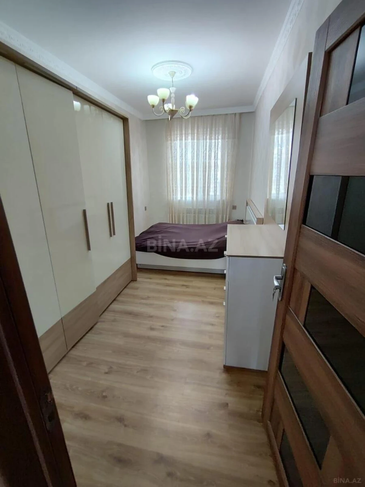 Satılır 2 otaqlı mənzil 55 m²
