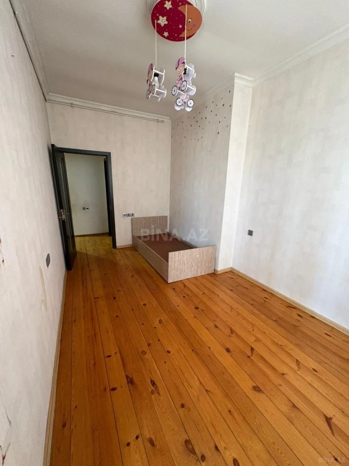 Satılır 3 otaqlı mənzil 85 m²