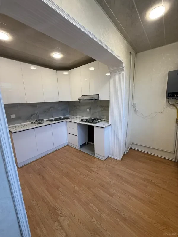 Kirayə verilir 2 otaqlı mənzil 50 m²
