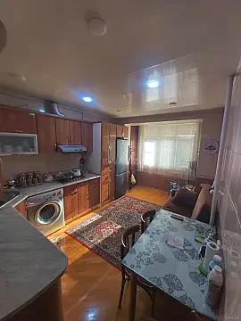 Satılır 2 otaqlı mənzil 60 m²
