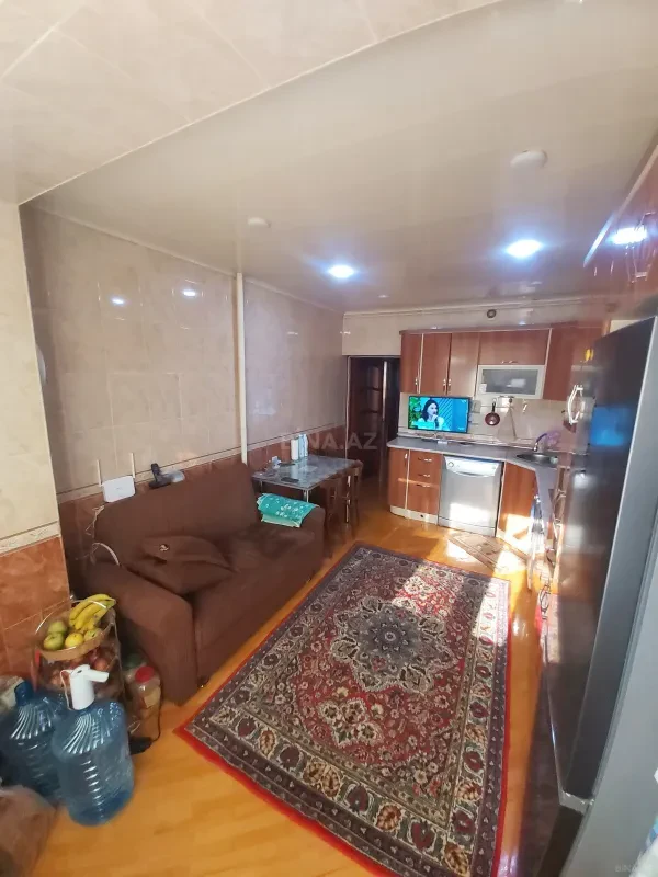 Satılır 2 otaqlı mənzil 60 m²