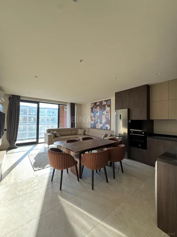 Satılır 2 otaqlı mənzil 101 m²