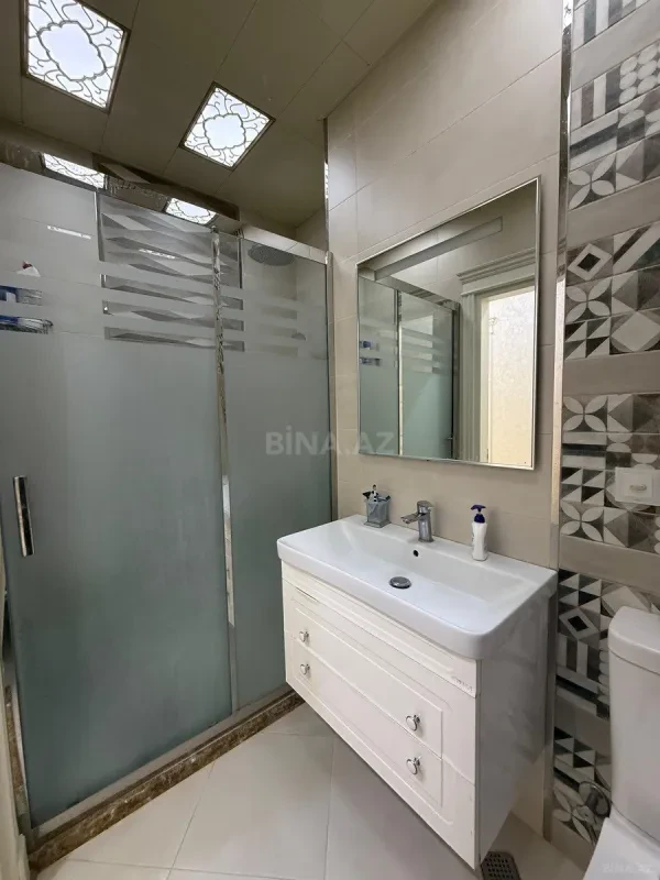 Satılır 2 otaqlı mənzil 88 m²