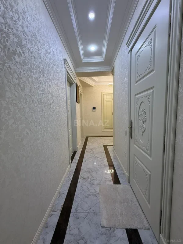 Satılır 2 otaqlı mənzil 88 m²