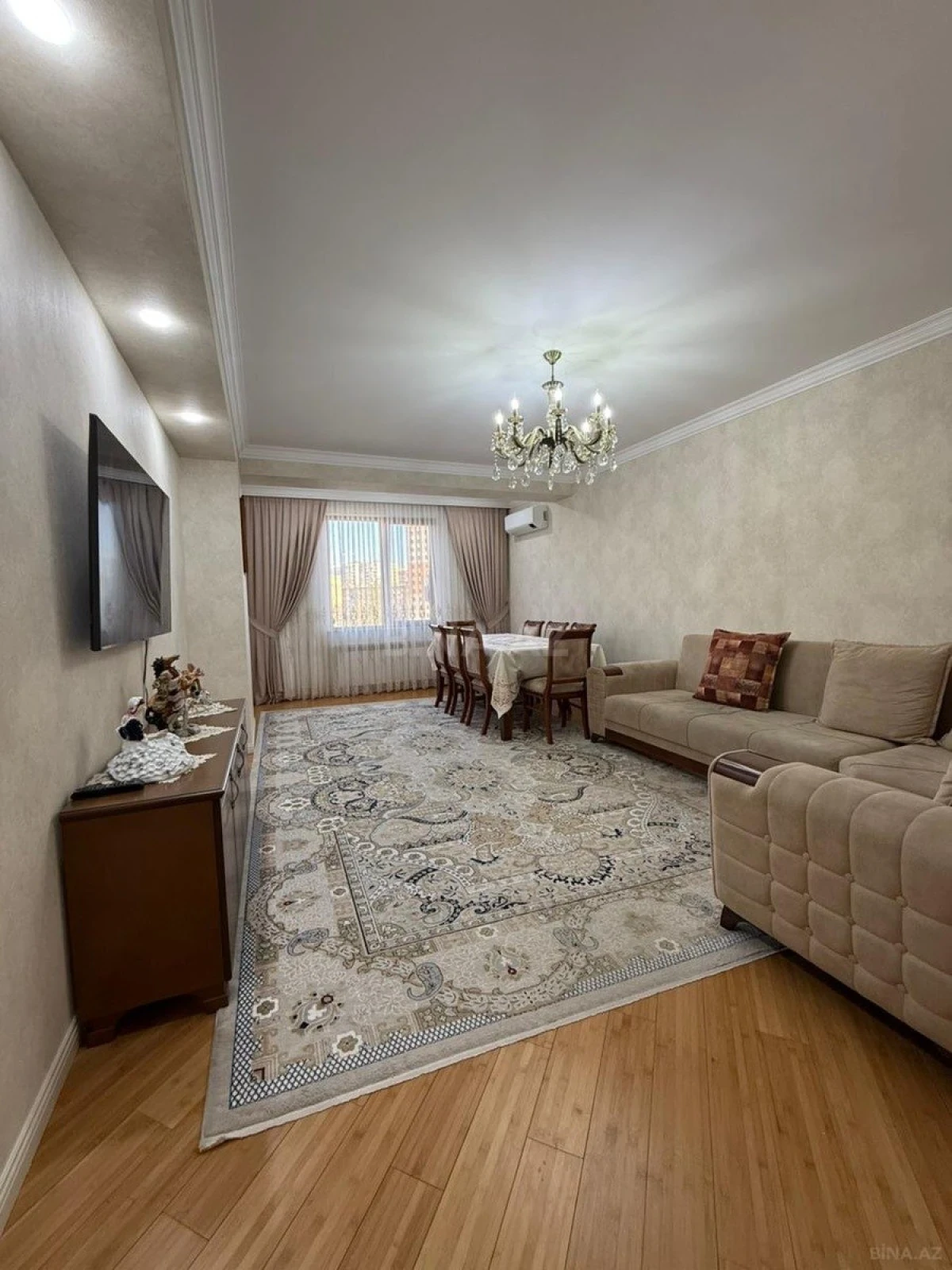 Satılır 2 otaqlı mənzil 88 m²
