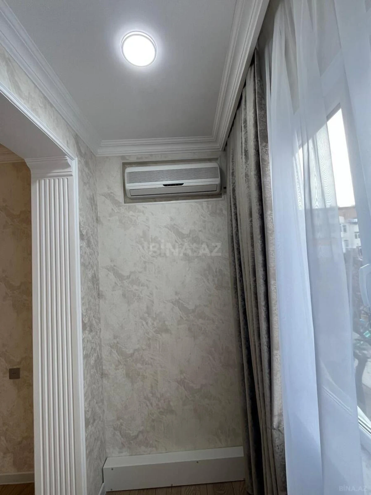 Satılır 2 otaqlı mənzil 58 m²