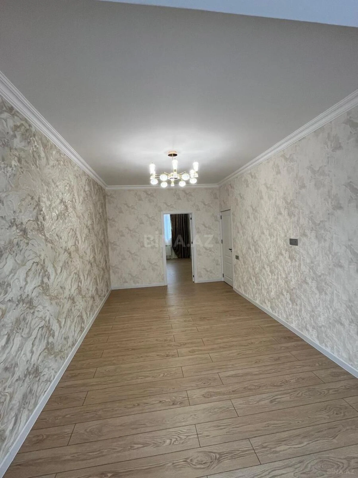 Satılır 2 otaqlı mənzil 58 m²