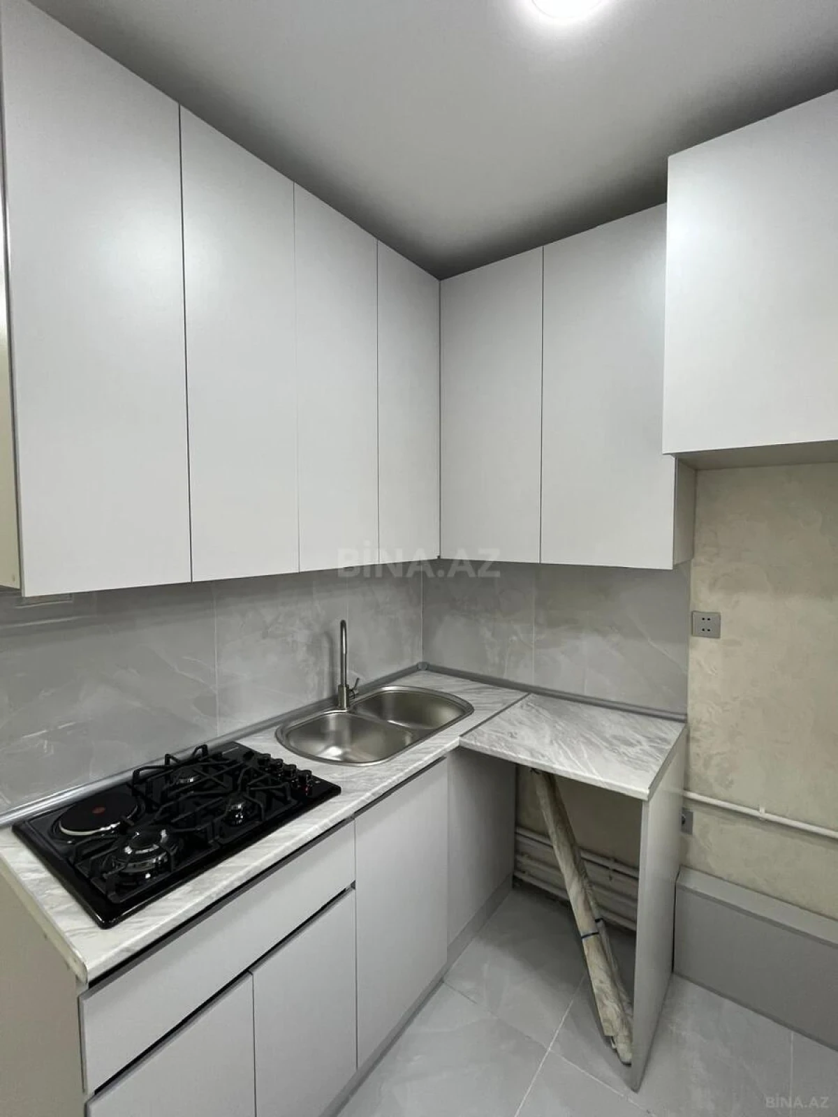 Satılır 2 otaqlı mənzil 58 m²
