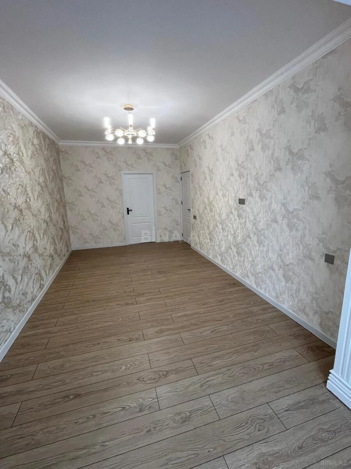 Satılır 2 otaqlı mənzil 58 m²