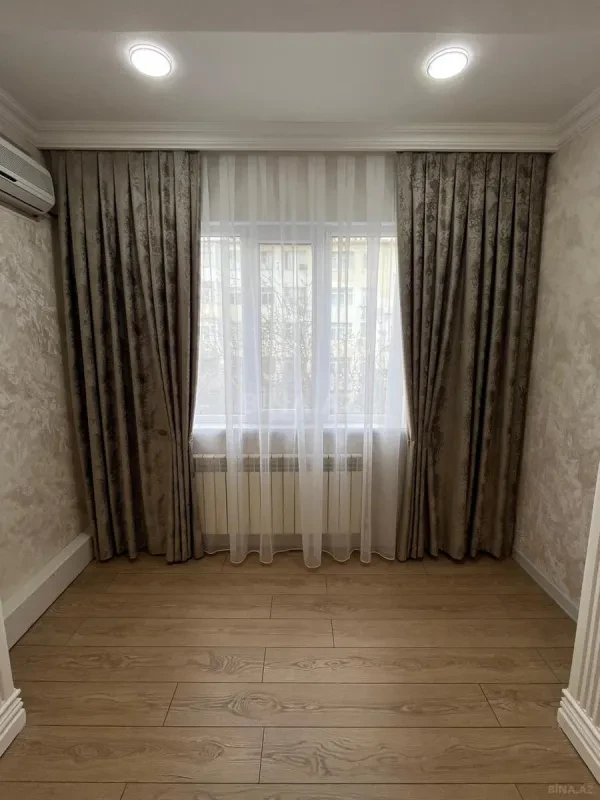 Satılır 2 otaqlı mənzil 58 m²