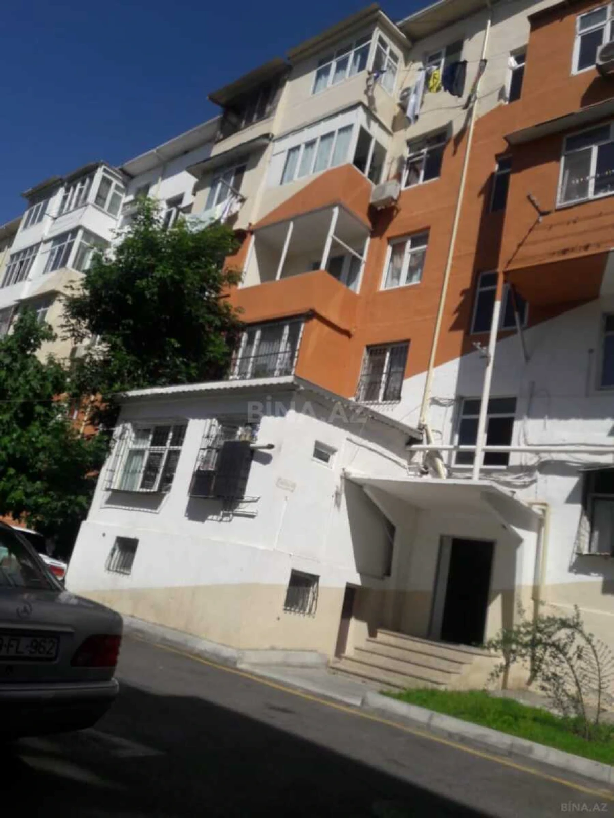 Satılır 2 otaqlı mənzil 58 m²