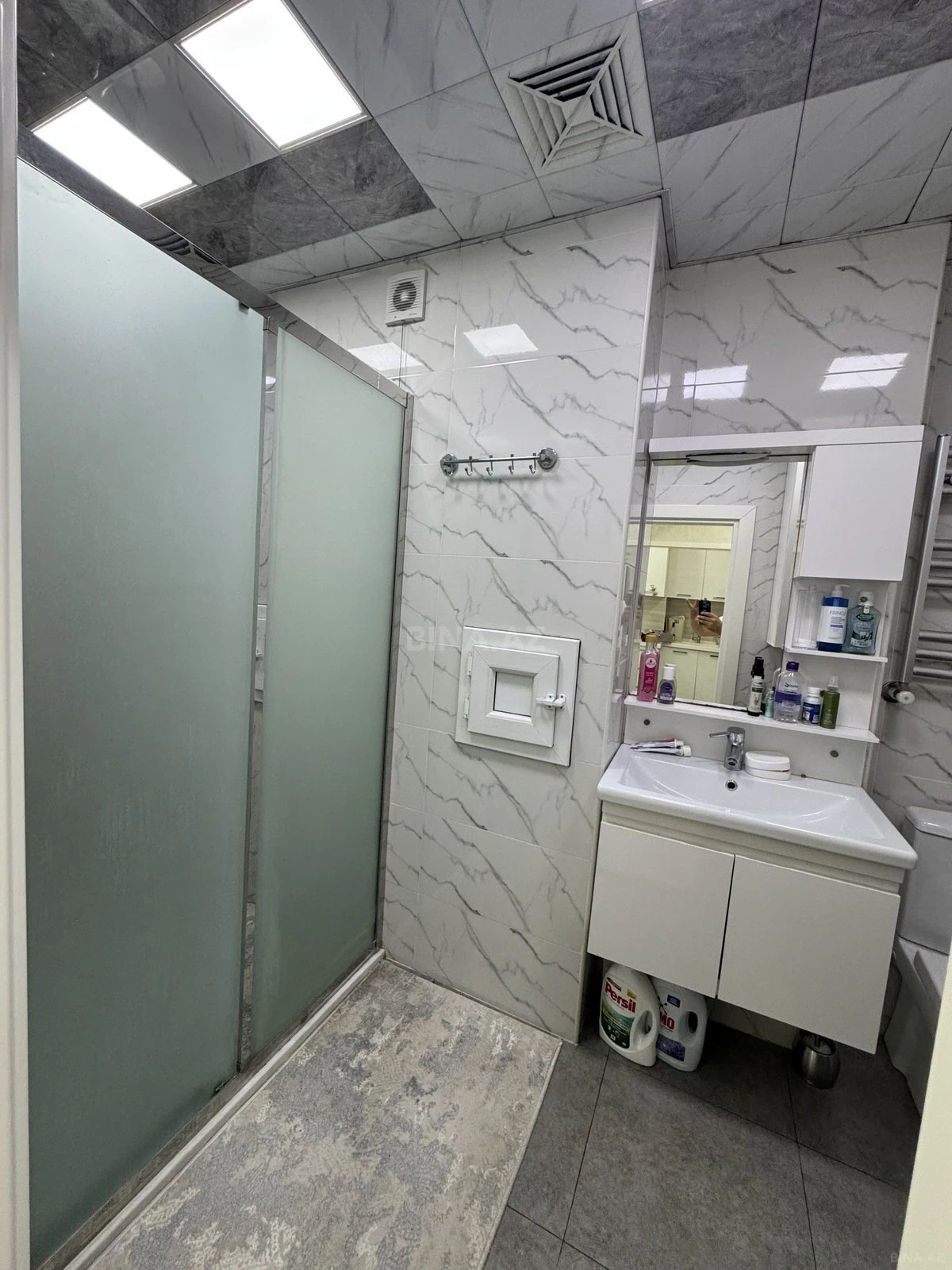 Satılır 2 otaqlı mənzil 63 m²