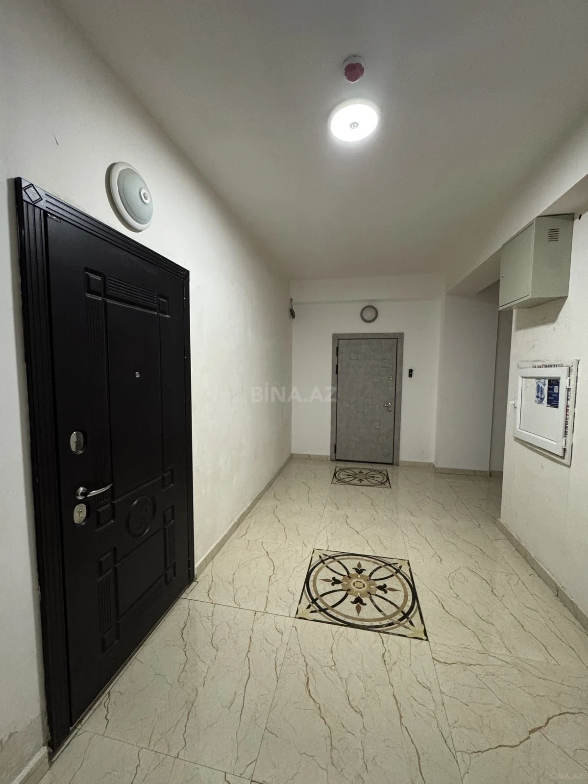 Satılır 2 otaqlı mənzil 63 m²