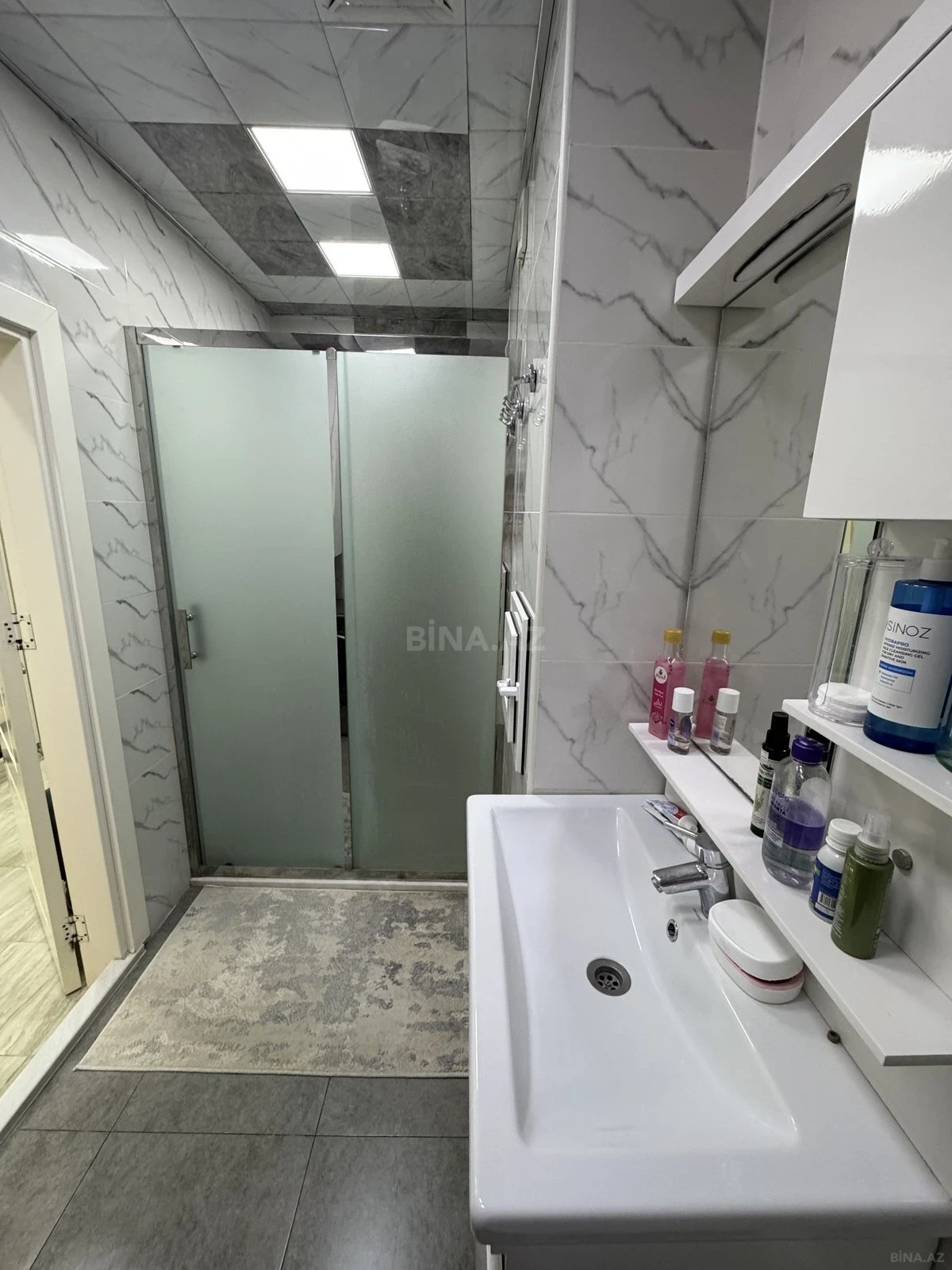 Satılır 2 otaqlı mənzil 63 m²