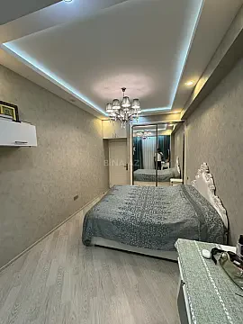 Satılır 2 otaqlı mənzil 63 m²