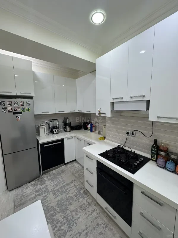 Satılır 2 otaqlı mənzil 63 m²