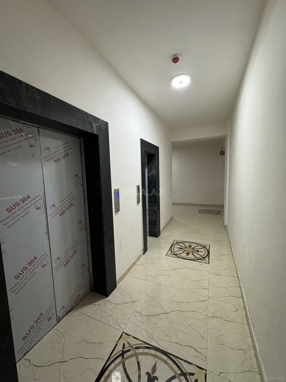 Satılır 2 otaqlı mənzil 63 m²