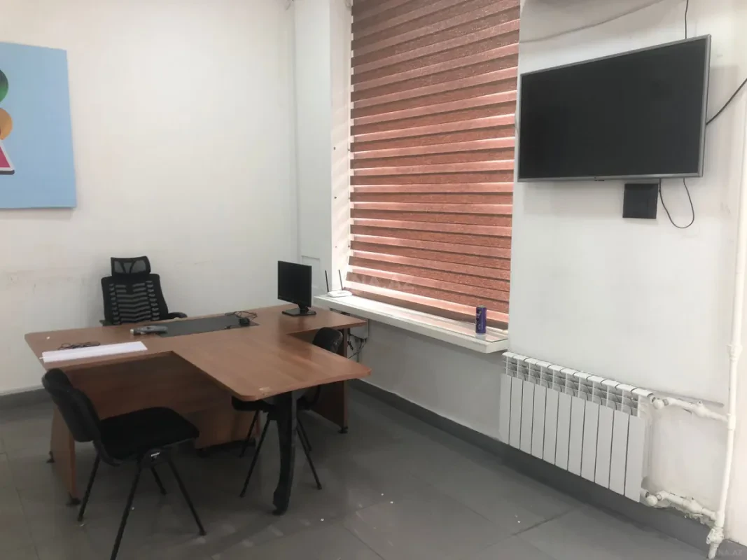Kirayə verilir 2 otaqlı mənzil 90 m²