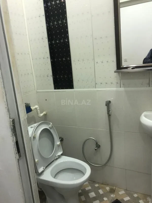 Kirayə verilir 2 otaqlı mənzil 90 m²