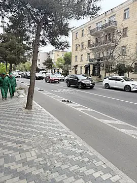 Kirayə verilir 2 otaqlı mənzil 90 m²