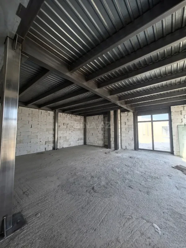 Satılır 10 otaqlı mənzil 755 m²