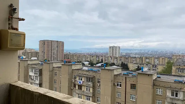 Satılır 2 otaqlı mənzil 99 m²