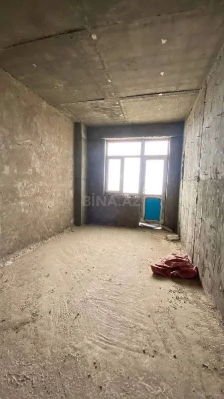 Satılır 2 otaqlı mənzil 99 m²