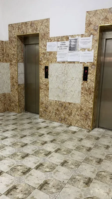 Satılır 2 otaqlı mənzil 99 m²