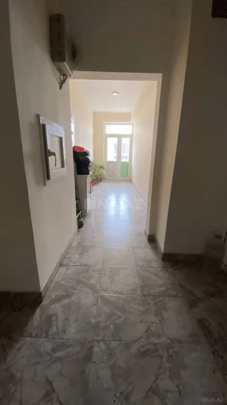 Satılır 2 otaqlı mənzil 99 m²